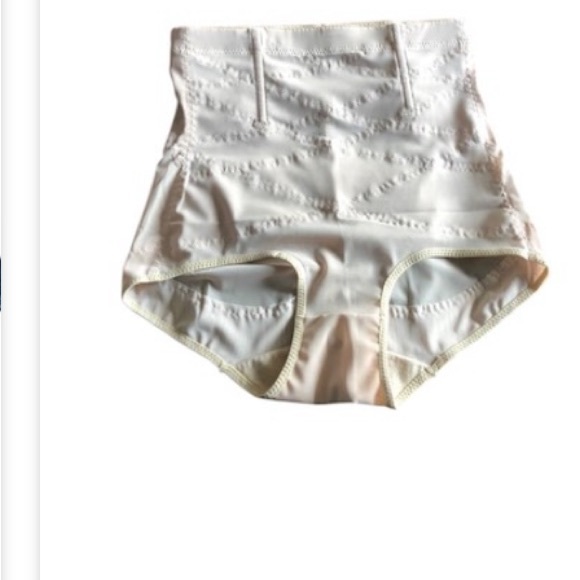 Women’s size medium shape wear underwear - Picture 1 of 5